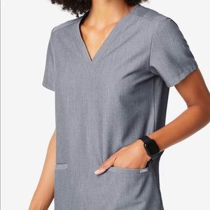 FIGS zamora XS petite scrub joggers + XS top